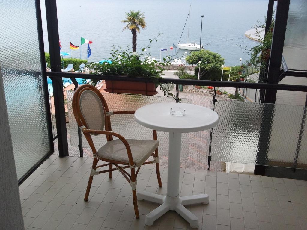 Hotel Caribe - Garda Lake Collection Brenzone sul Garda Cameră foto